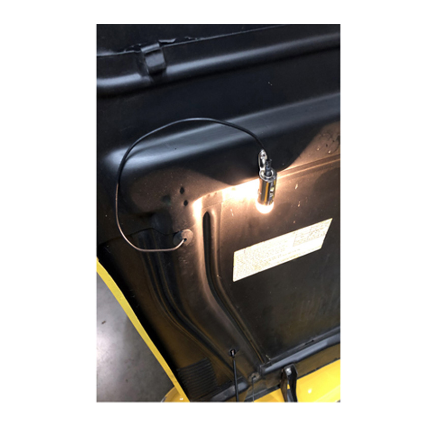 5083_opel_gt_underhood_light_installed_photo